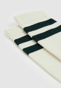 Unausgewählt, forest green ecru