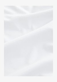 Geselecteerd, white silver