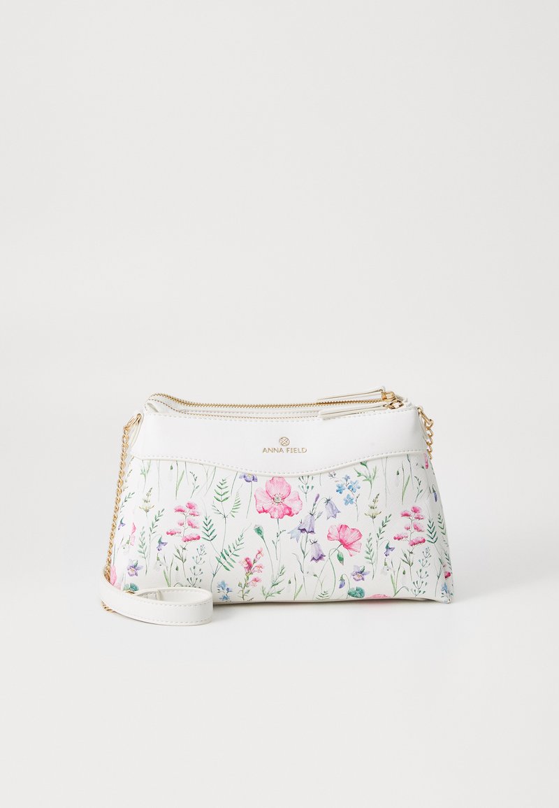 Anna Field Across body bag white