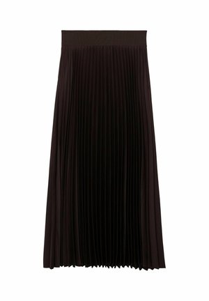 Melnā plisētā midi svārki ar plašu elastīgo jostasvietu, izceļot smalkas vertikālas krokas tekstūrai un kustībai.