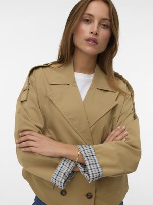 VMMANONMIA SHORT JACKET - Trenchcoat - kelp