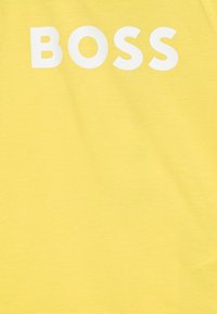 BOSS Kidswear Camiseta estampada - yellow