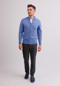 CASH-MERE Cardigan - azurblau