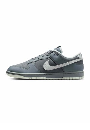 Nike Sportswear, NIKE SPORTSWEAR MEN‘S SHOES DUNK LOW RETRO - Sneakers basse - cool grey barely grey