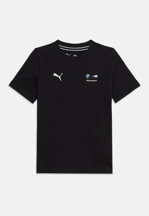 Camiseta negra de manga corta con los logotipos blancos de Puma y BMW Motorsport en el pecho, con un cuello redondo y rayas interiores.