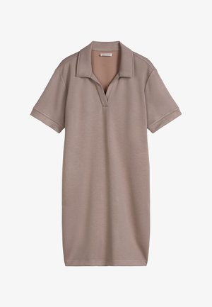 Kurzärmeliges taupefarbenes Polokleid mit Kragen und V-Ausschnitt, aus weichem, glattem Stoff gefertigt.