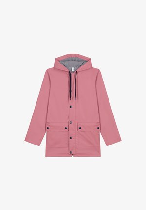 Roze regenjas met een capuchon, voorzien van een gestreepte binnenvoering, twee vo pockets, drukknoopjes en donkerblauwe trekkoorden en accenten.