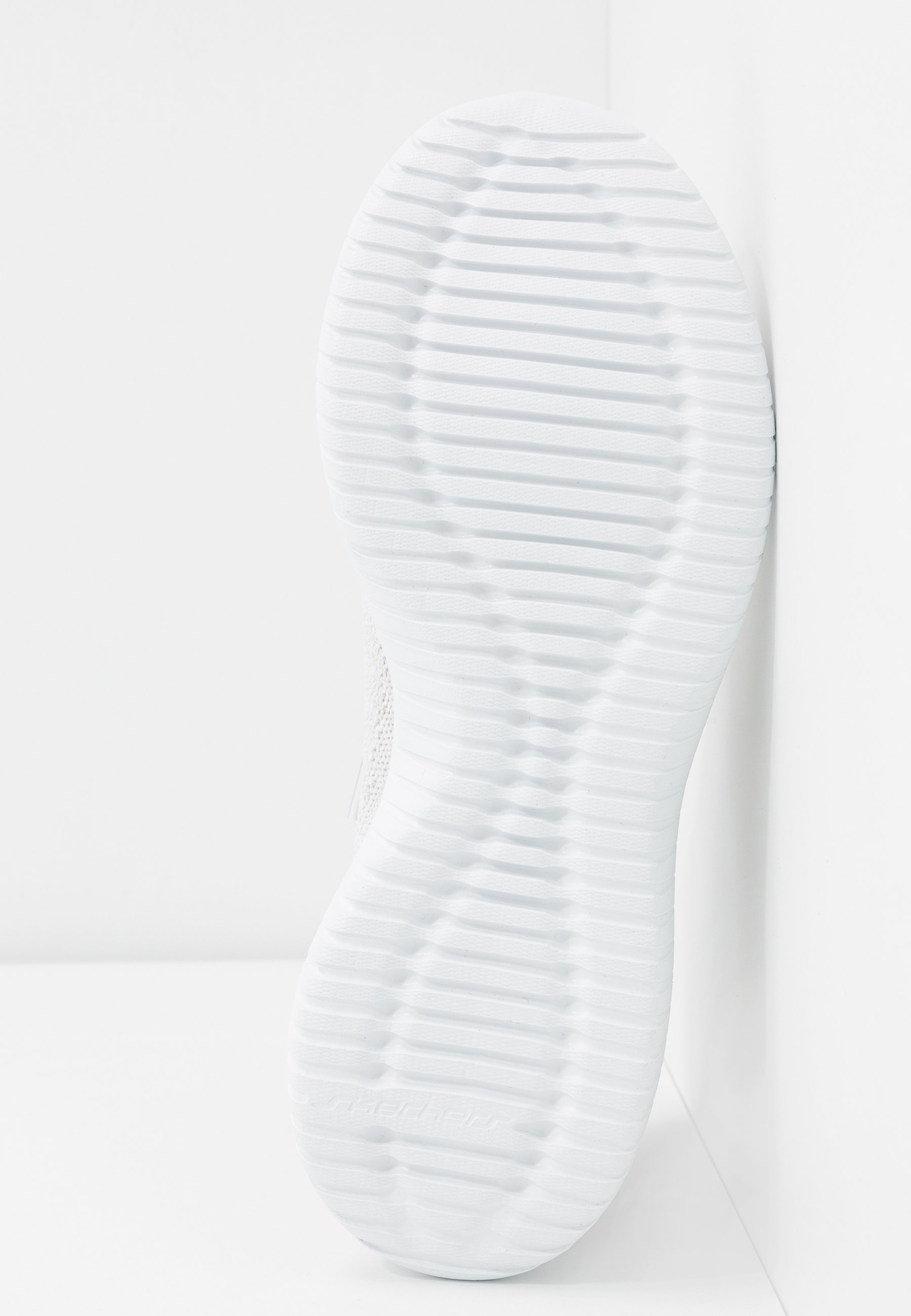 skechers ultra flex slip ons