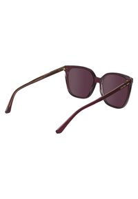 Calvin Klein Päikeseprillid - cherry rose