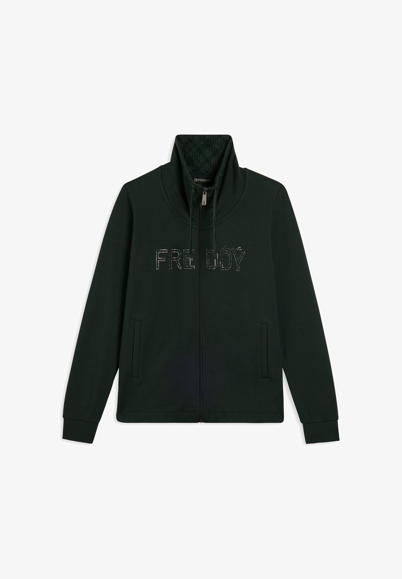 Giacca zip con cappuccio alta di colore verde scuro, con polsini ribbed e la scritta "FREDDY" in borchie argentate sul davanti. Tessuto morbido con tasche.