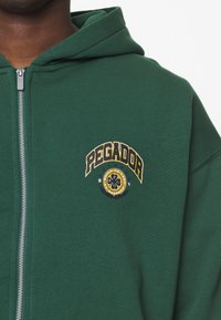 Pegador Sudadera con cremallera - green