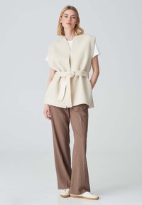 OPUS ASOFTA  - Cape - soft cream