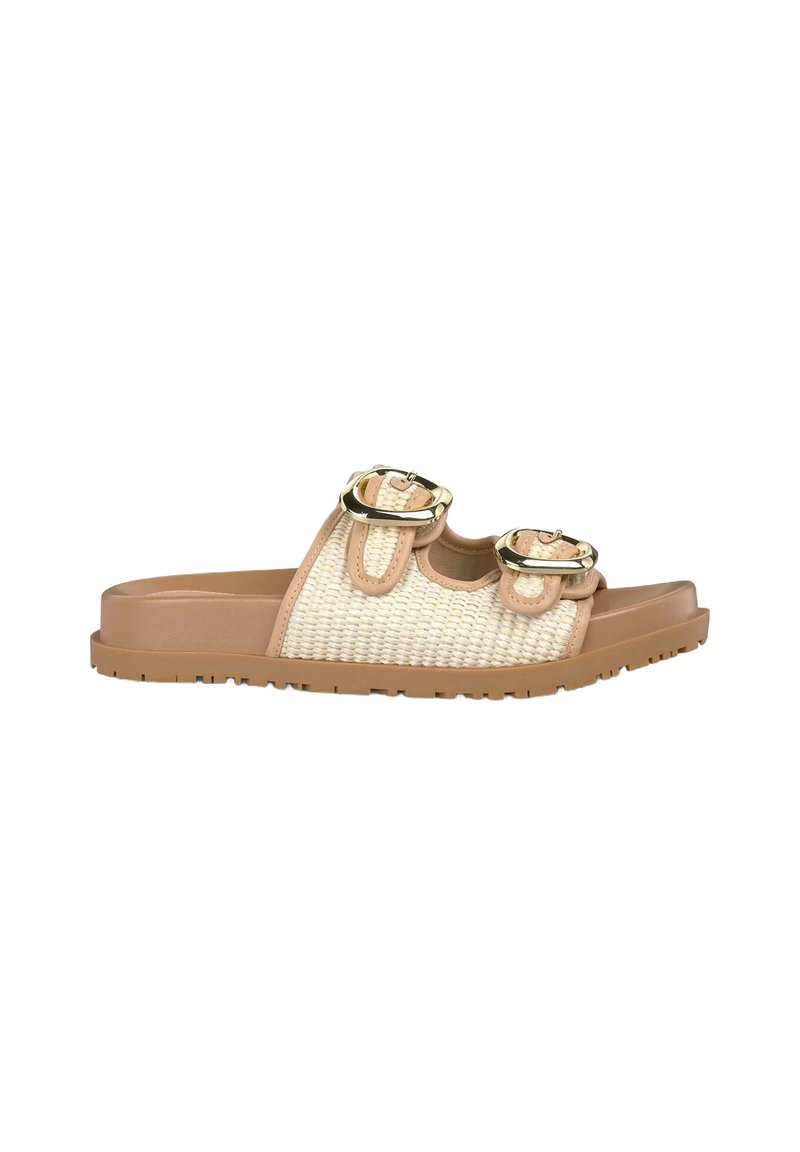 Tan slidesandalen met geweven beige bovenkant, dubbele gespdetails en een gestructureerde rubberen zool voor grip. Stijlvol en toch praktisch ontwerp.