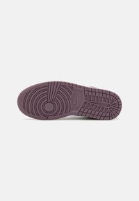 Jordan AIR JORDAN 1 MID - Vysoké tenisky - pure platinum/sky mauve/sail