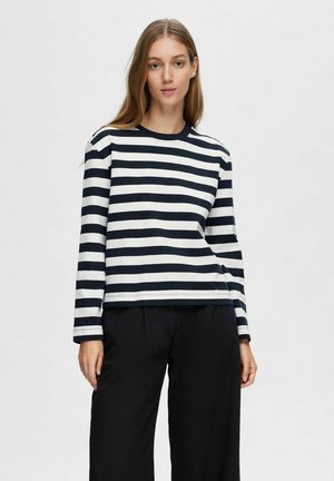 SLFESSENTIAL BOXY TEE  - Topper langermet - dark sapphire