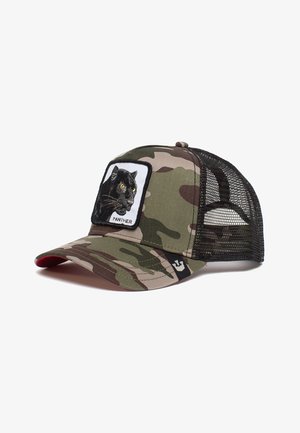 Cappellino da baseball camuffato con retro in rete nera, dotato di una patch di un puma sul davanti e un accento rosso sulla visiera.