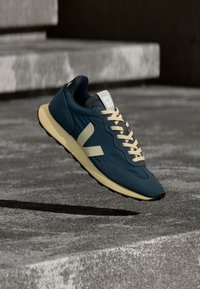 Δεν επιλέχθηκε, nautico/pierre