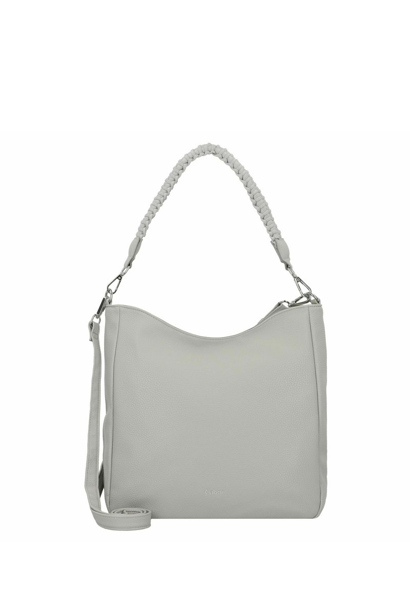 Sac à main en cuir gris avec une finition texturée, doté d'une poignée tressée, d'une bandoulière détachable et de quincaillerie de couleur argent. Forme compacte et incurvée.