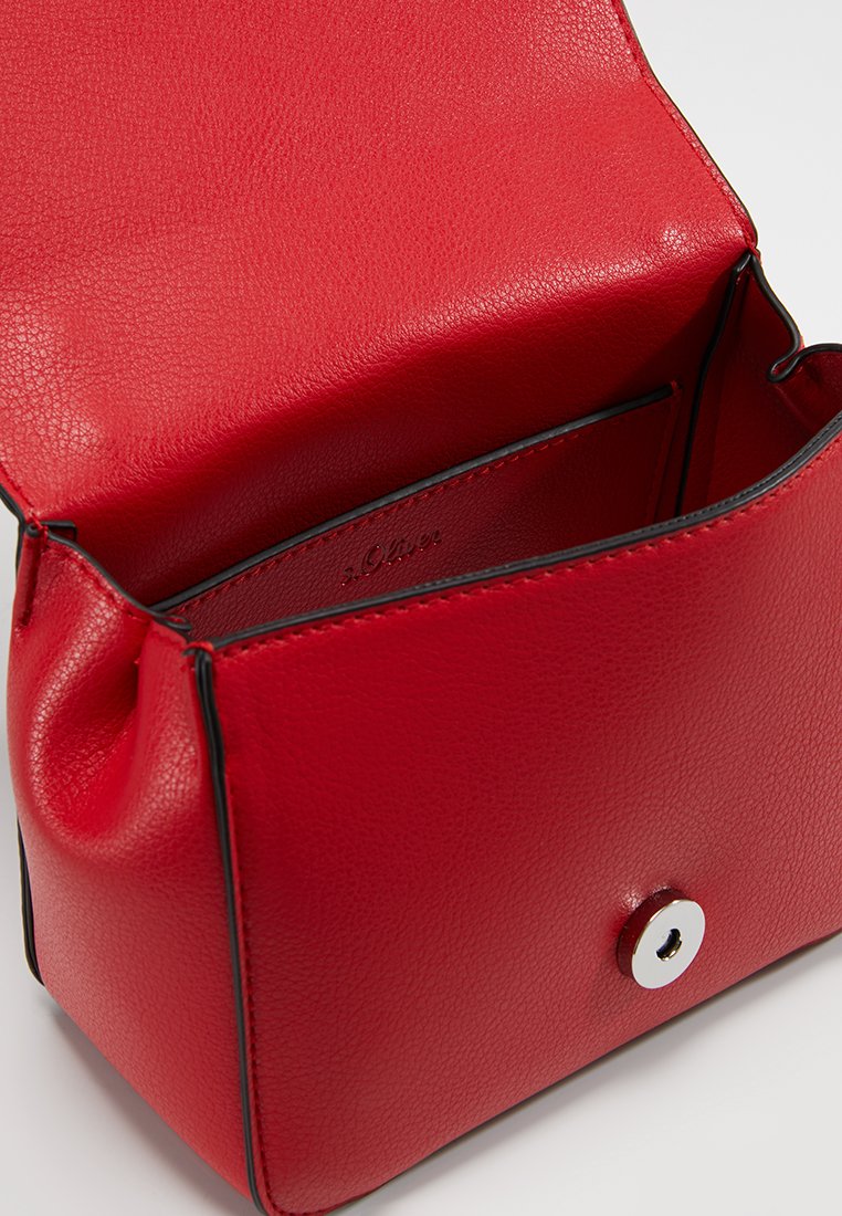 s.Oliver CITY BAG Skulderveske fresh tomato Zalando.no s.Oliver CITY BAG Skulderveske light grey Zalando.no