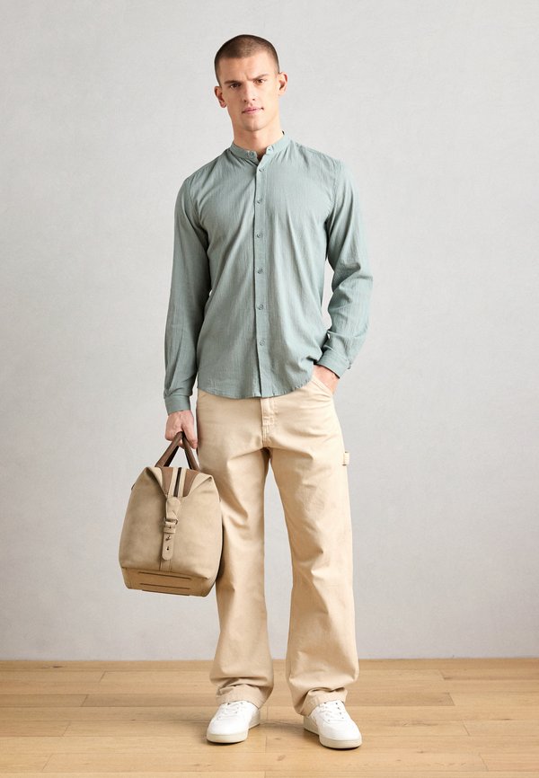 SEOUL REGULAR FIT - Shirt