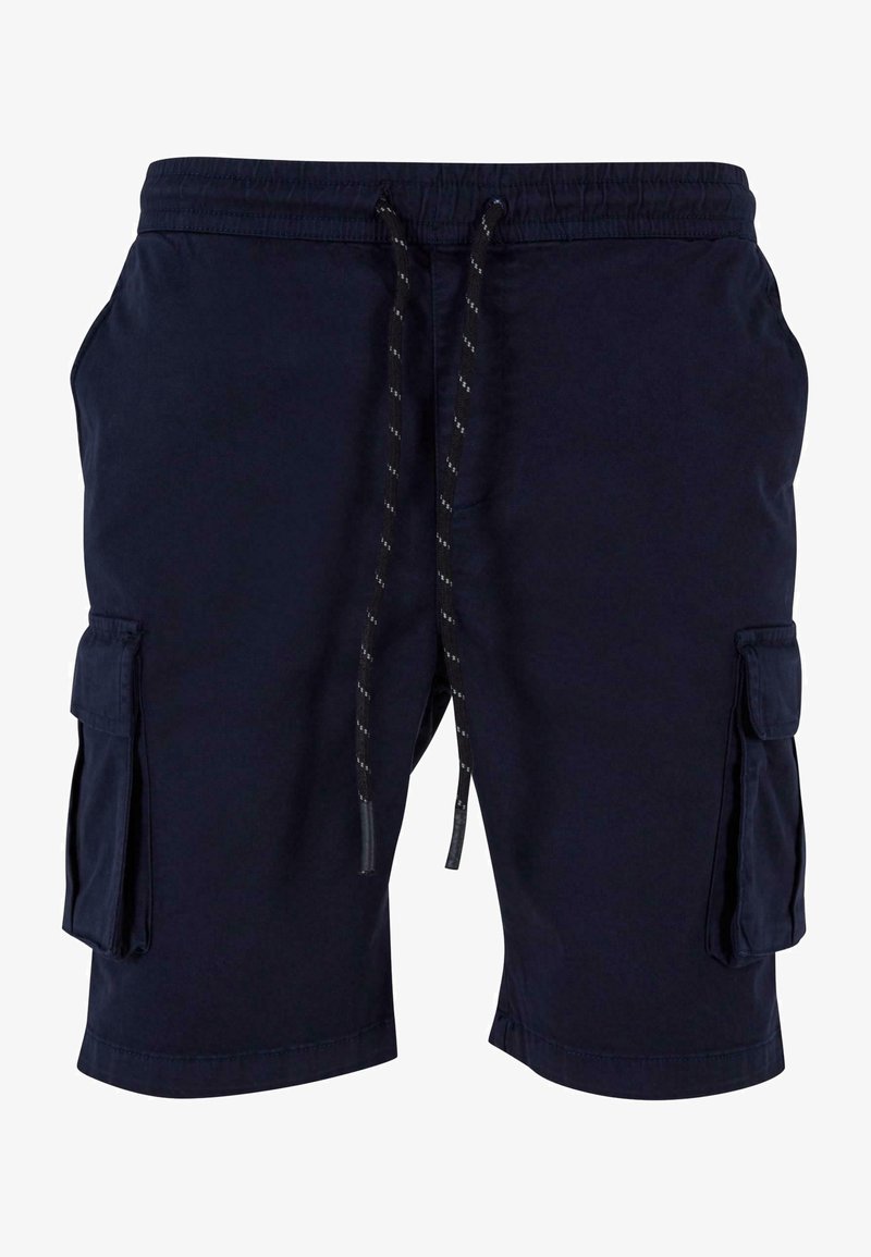 Short cargo bleu marine avec ceinture élastique et cordon noir, doté de poches latérales avec rabat et d'un design simple et décontracté.
