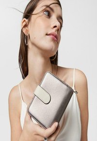 Tous PEQUEÑA NEW DUBAI - Monedero - plata