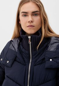 s.Oliver Wintermantel - navy