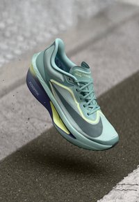 Nike Performance ZOOM FLY 6 - Løbesko til landevejen - cannon/seaweed/light silver/cobalt bliss/sanded purple/barely volt