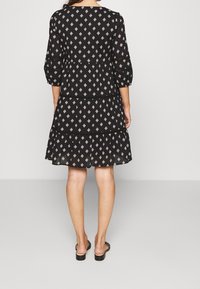 s.Oliver Robe de jour - black