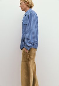 Thumbnail Image 5
