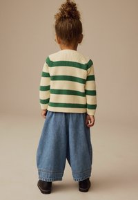 Next REGULAR FIT - Vesta na kopčanje - ecru
