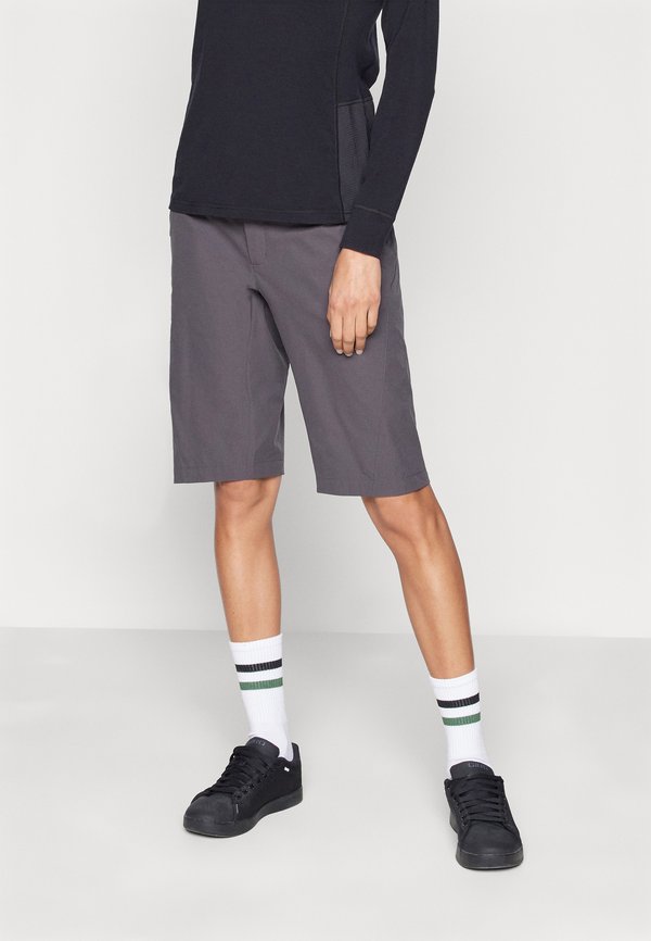 HUNTER SLASHED - Radlershorts - stone gray