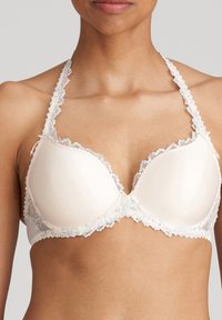 Unselected, boudoir cream