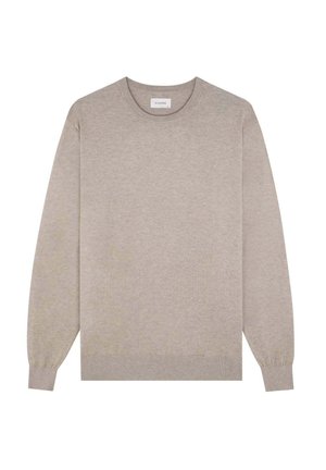 Pulover bej deschis, fabricat dintr-un material moale; prezintă un guler rotund și mâneci lungi cu tivuri și margini ribbate pentru o croială relaxată.