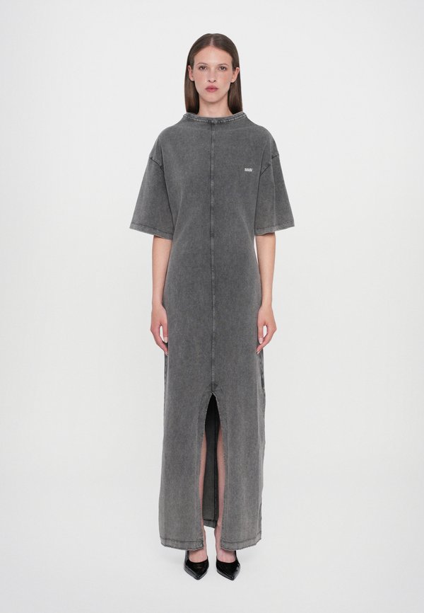 TRACK DRESS - Maxikleid