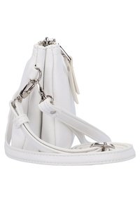 Bolso de mano de cuero blanco con un diseño estructurado, cierre de cremallera, herrajes en plateado y una correa desmontable. Presenta una textura lisa y mate.