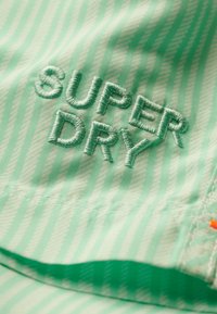 Superdry & Co PRINTED - Bañador corto - mint stripe print