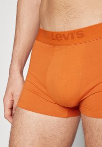 Levi's® MEN BASIC TRUNK 2 PACK - Boxer alsónadrág - orange/navy