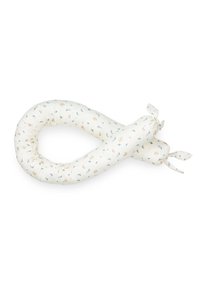 Λευκό περιφραγμένο μαξιλάρι θηλασμού με λουλούδια σε απαλά παστέλ χρώματα. Διαθέτει δεσίματα στις άκρες για ρυθμιζόμενη τοποθέτηση. Μαλακή υφή υφάσματος.