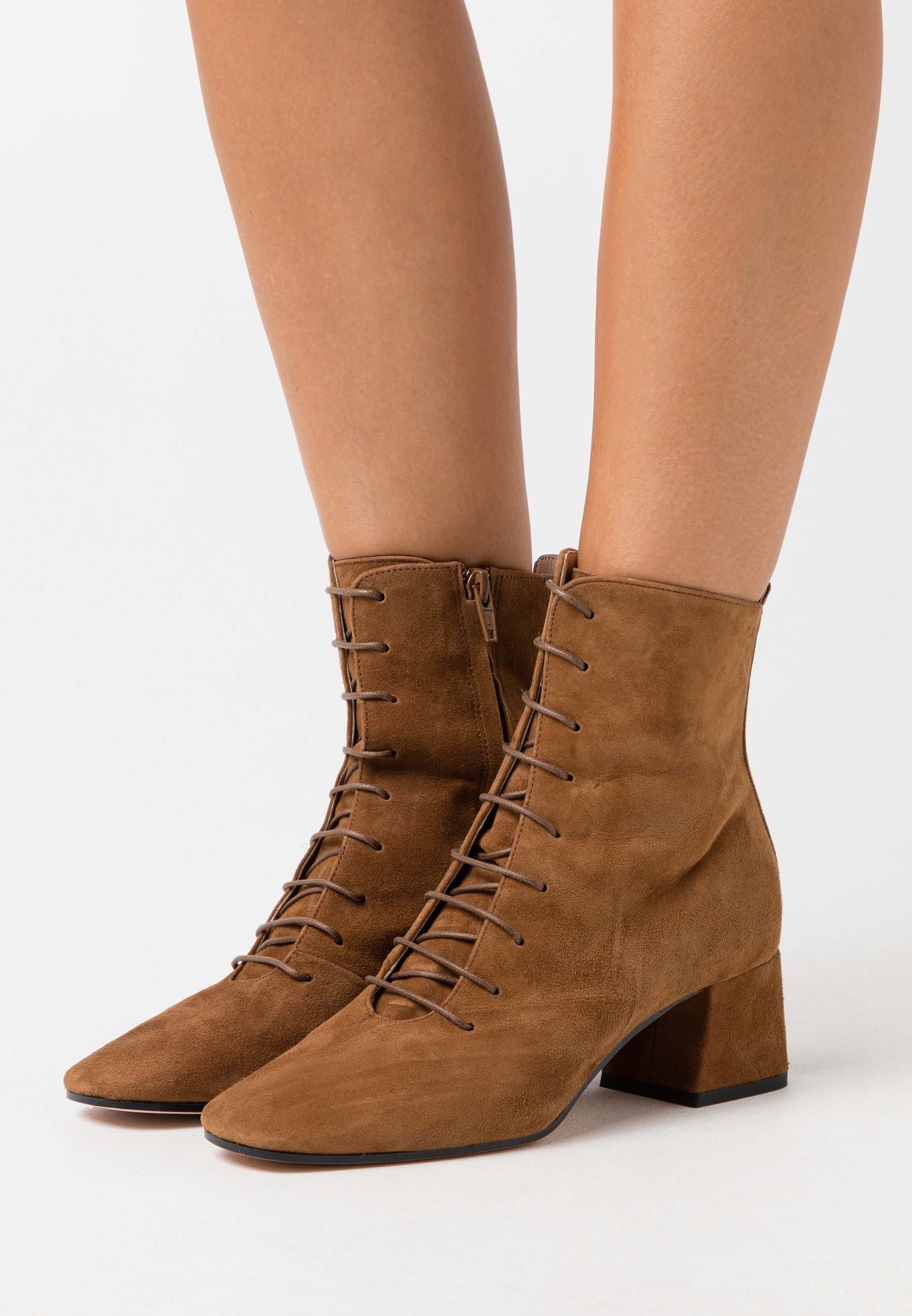 Bianca Di Ankelboots - rodeo Bianca Di Ankelboots - rodeo