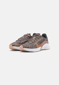 Nike Performance Scarpe da allenamento - dark grey