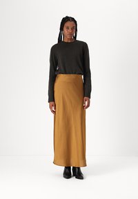 Bruuns Bazaar ACACIA JOANELLE SKIRT - Dolgo krilo - rubber