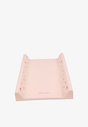 Gefütterte Wickelmatte in zartem Rosa, mit erhöhten Seiten und dekorativen Blumenmustern in Pastellfarben entlang der Ränder.