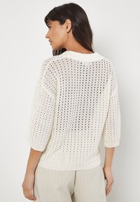 Apricot OPEN COLLAR STITCH - Strickpullover - white