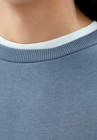 Bershka Sweatshirt - mottled royal blue