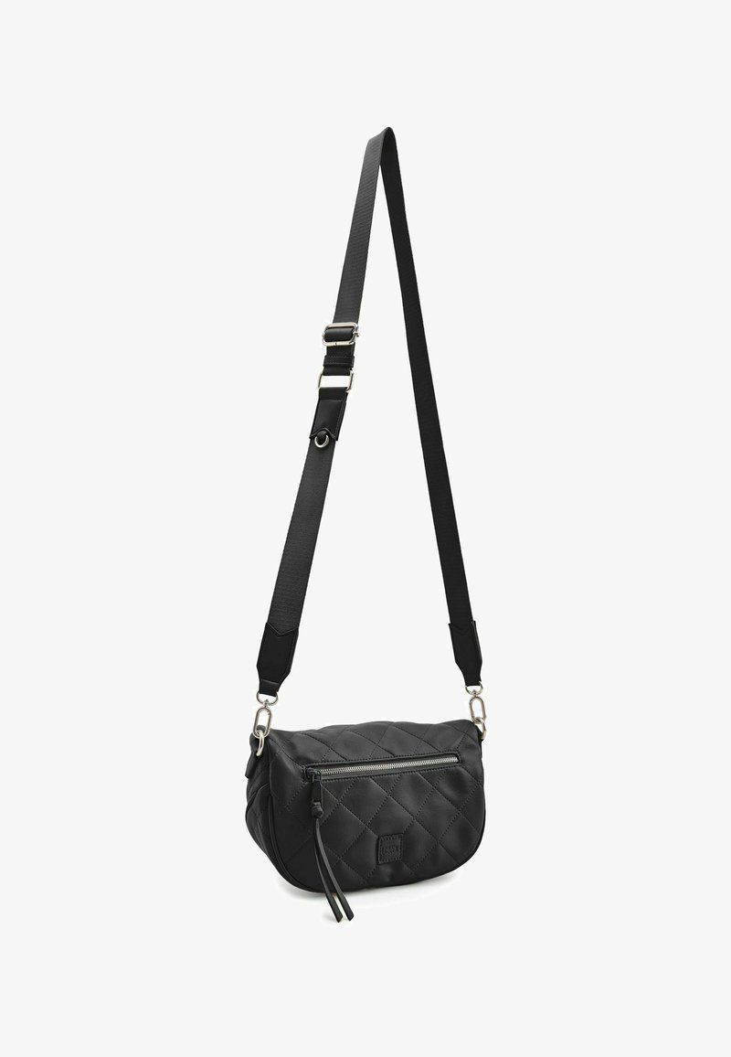 Borsa a tracolla nera trapuntata in materiale sintetico, con cerniera argento, finitura testurizzata, tracolla regolabile e forma arrotondata.