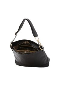 Zwarte leren schoudertas met een zachte textuur, voorzien van een gouden hardwareaccent. Interieur gevoerd met een ruitpatroon en meerdere pockets.