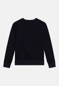 Námorně modrá mikina s kulatým výstřihem vyrobená z měkké látky, s ribovanými manžetami a lemem, s hladkou, jednobarevnou texturou a bez vzorů.