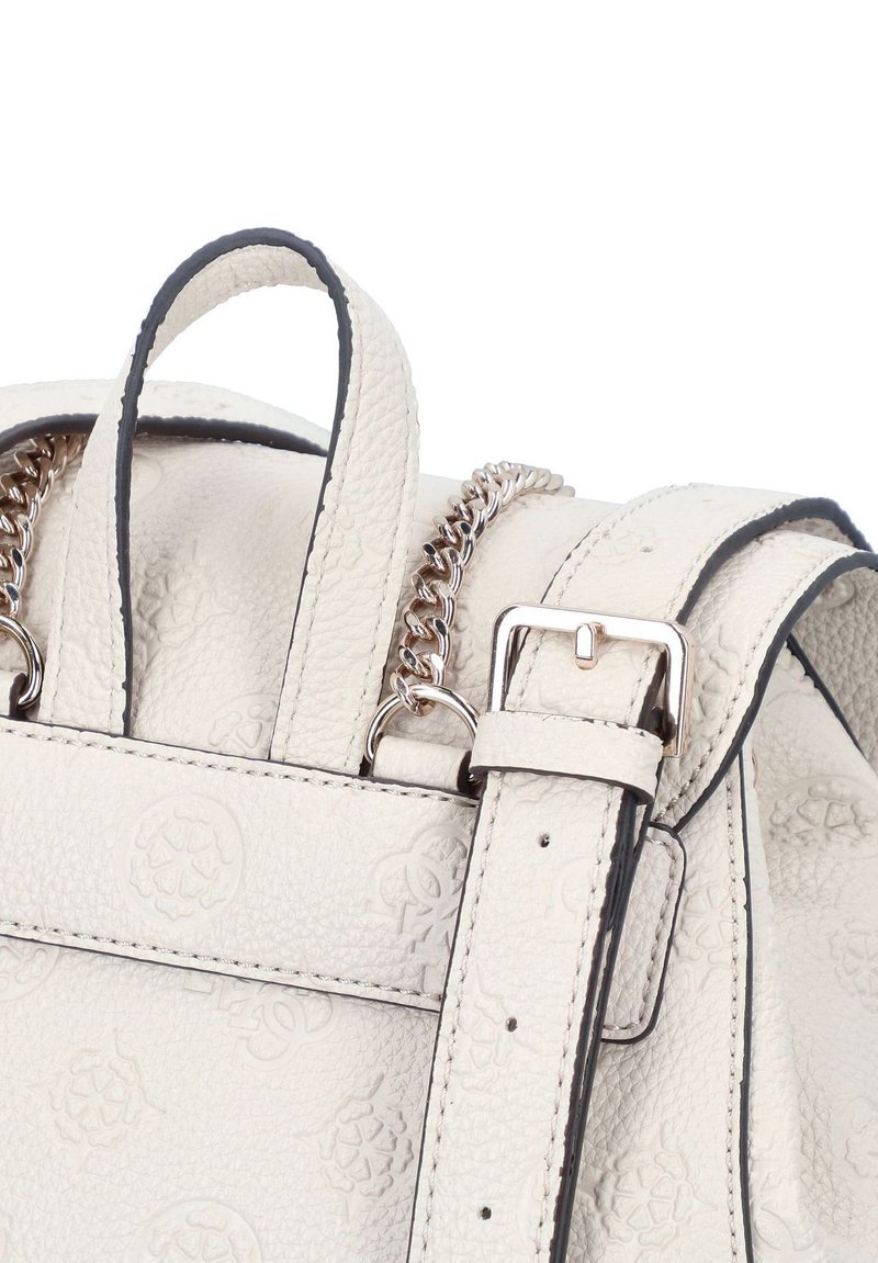 Guess Cresidia II Flap Backpack - acheter sur