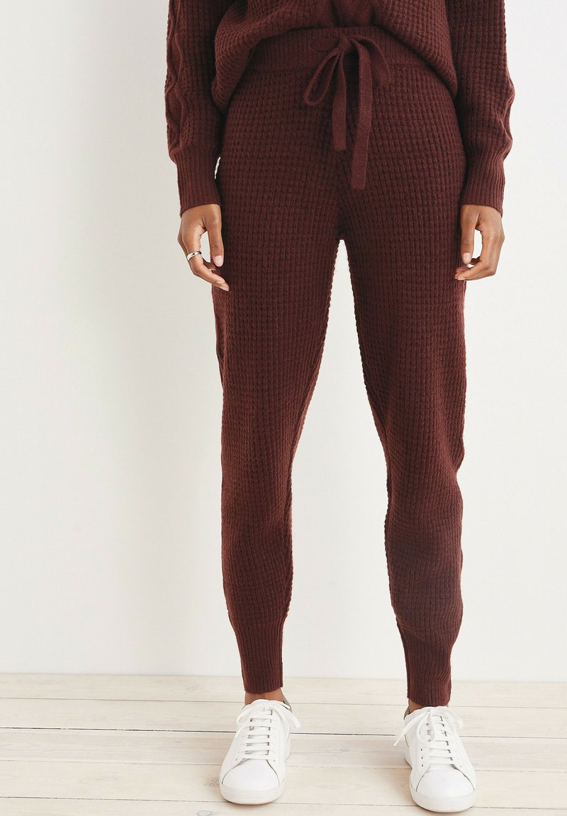 Next Tracksuit bottoms dark brown Zalando.de